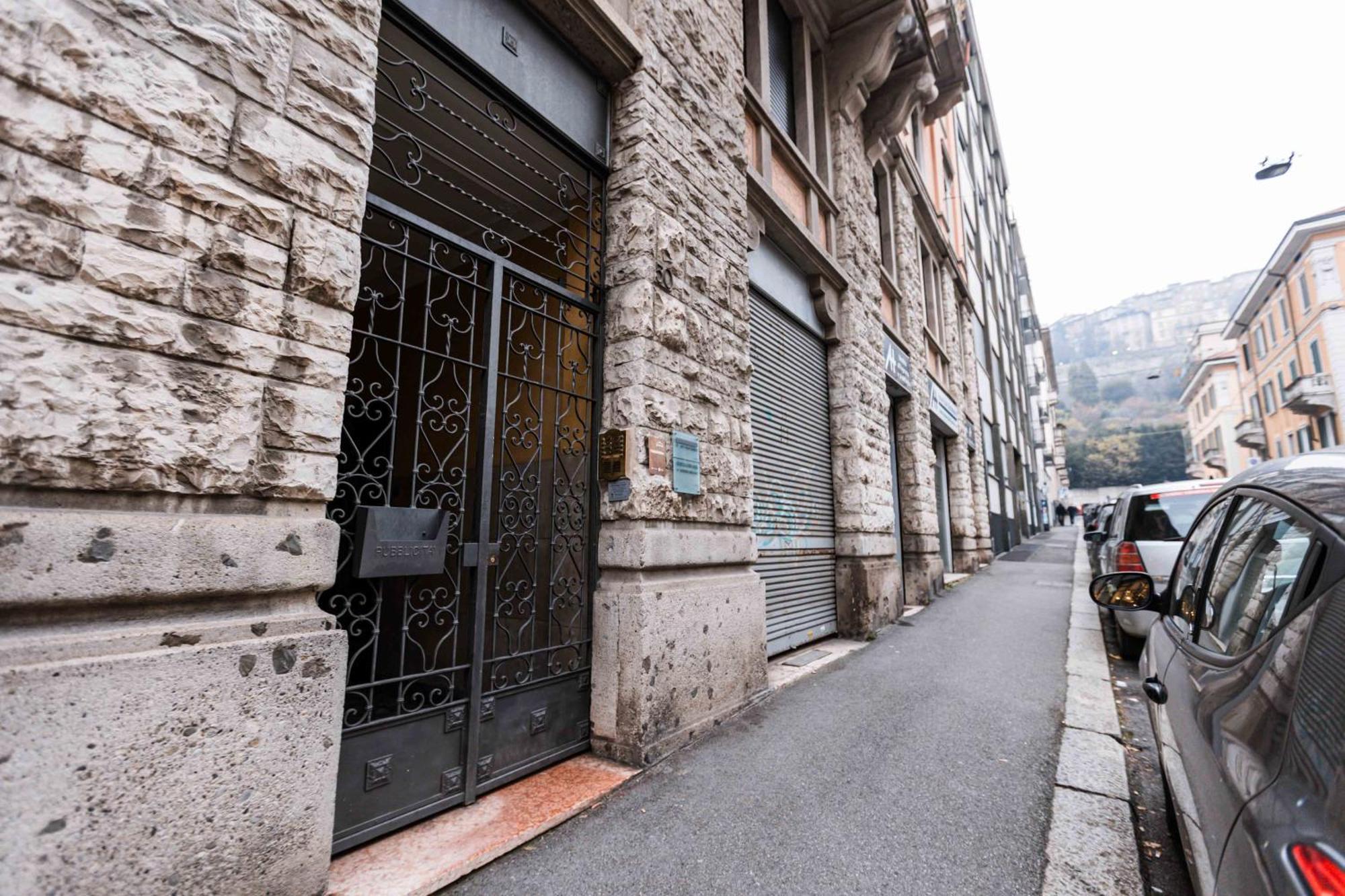 5Min From Citta Alta Chic Bergamo City Apartment Eksteriør bilde