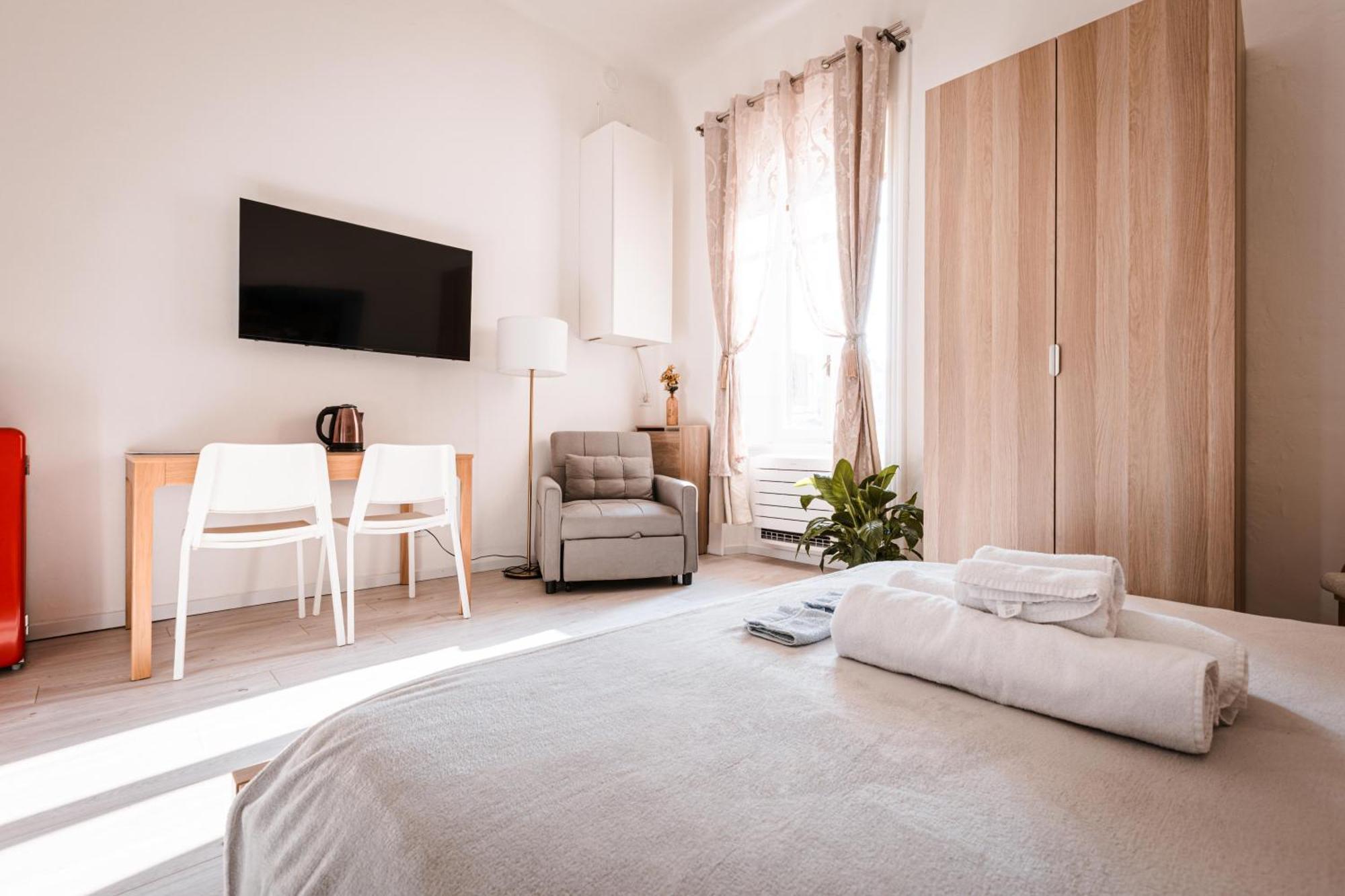 5Min From Citta Alta Chic Bergamo City Apartment Eksteriør bilde